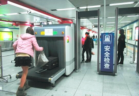 金屬探測(cè)安檢門(mén)為什么一般要和X光機(jī)配套使用？