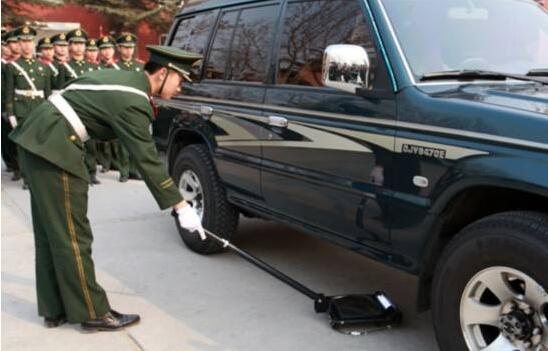 車底檢查鏡和車輛底盤檢查系統(tǒng)一樣嗎？