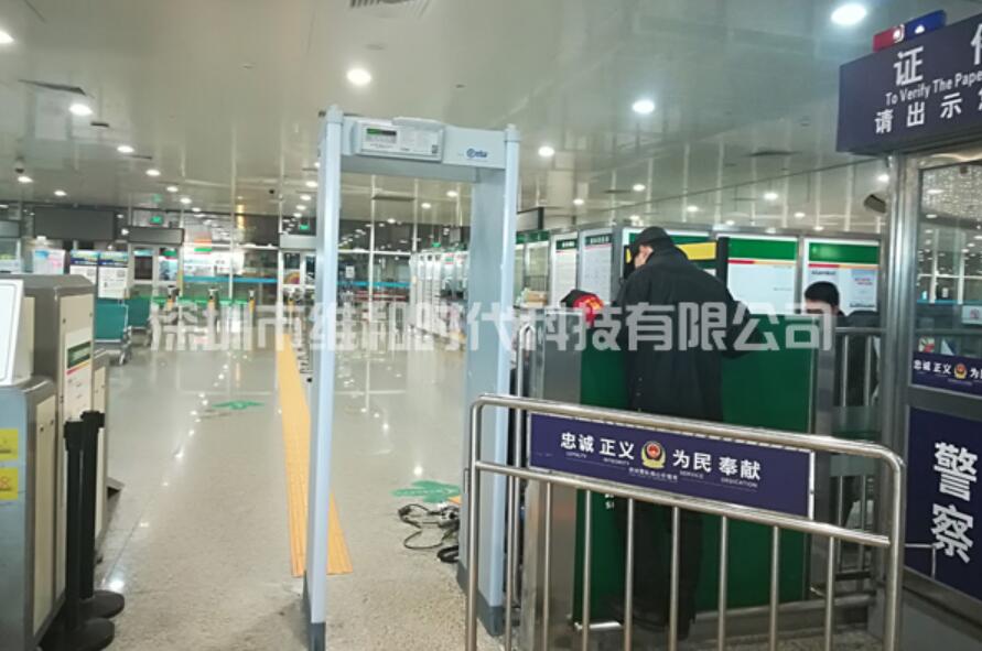 廠家技巧分享：如何選擇一臺(tái)高性價(jià)比手機(jī)安檢門(mén) ？